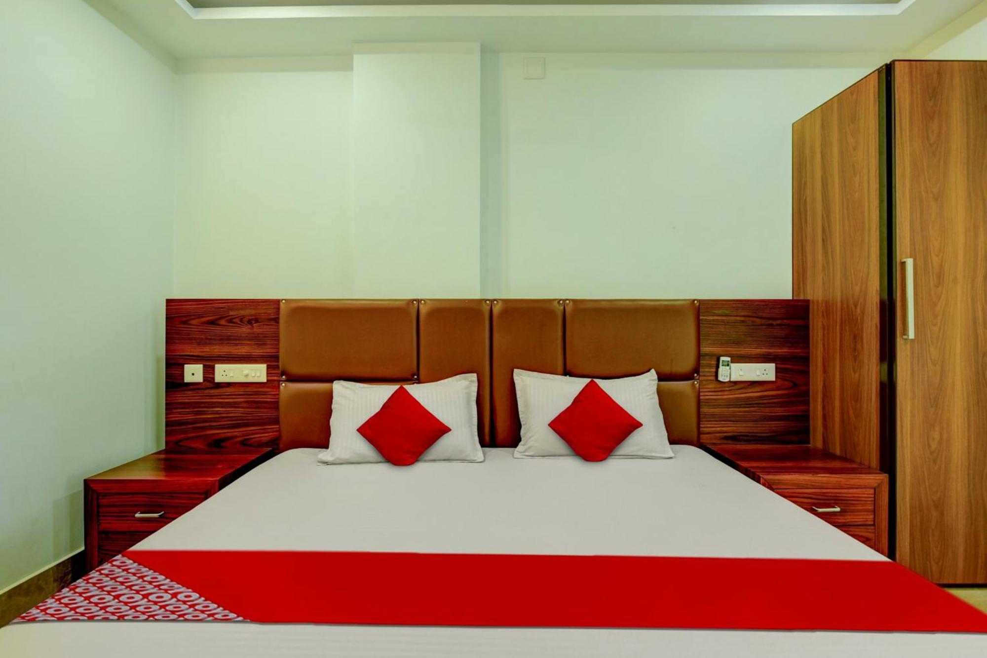 Hotel O Royal Tower Lodge Etakkare Екстер'єр фото
